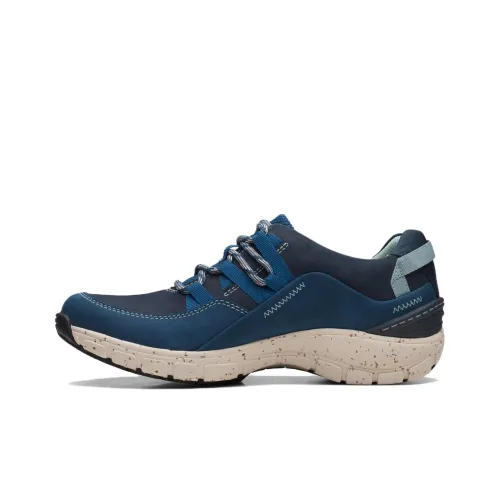 Clarks Casual Shoes Women's Low-Top Blue