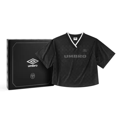 Umbro T-Shirts Women's Gaze Black