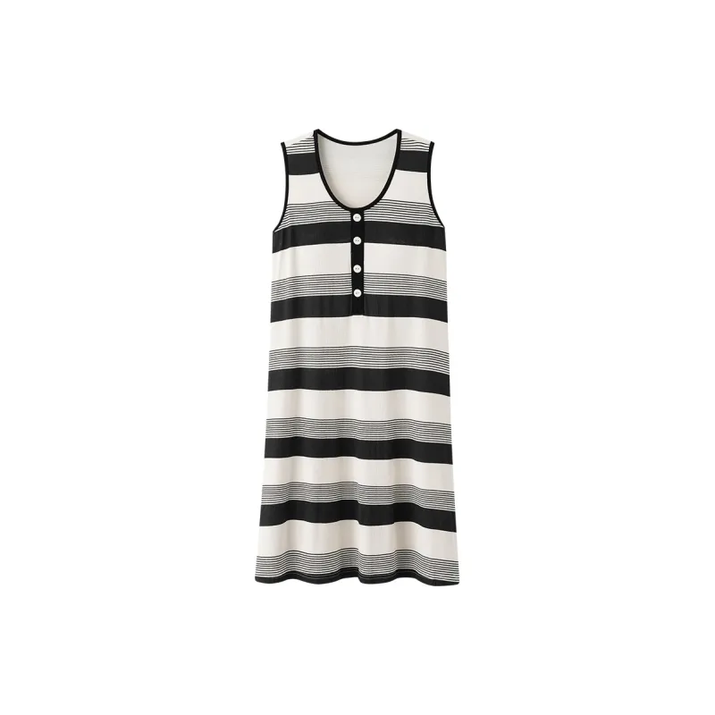MADALLO Nightgown Set Women's Black White Stripes-0
