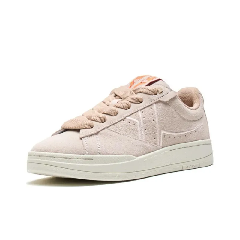 XTEP Anti Slip Wear Resistant Low Top Skateboard Shoes Women's Pink-1