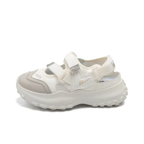 Warrior Breathable River Trekking Shoes Women's Beige Khaki