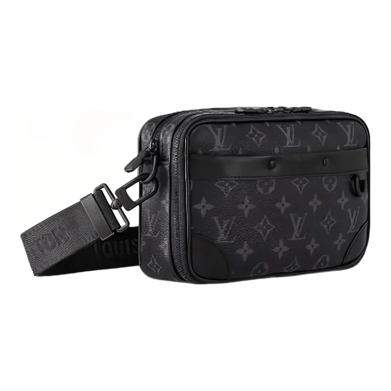 LOUIS VUITTON Alpha Messenger-1