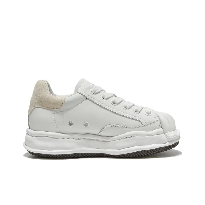 DVO Cushioned Wear Resistant Height Increasing Low Top Stylish Skateboarding Shoes Unisex White-3