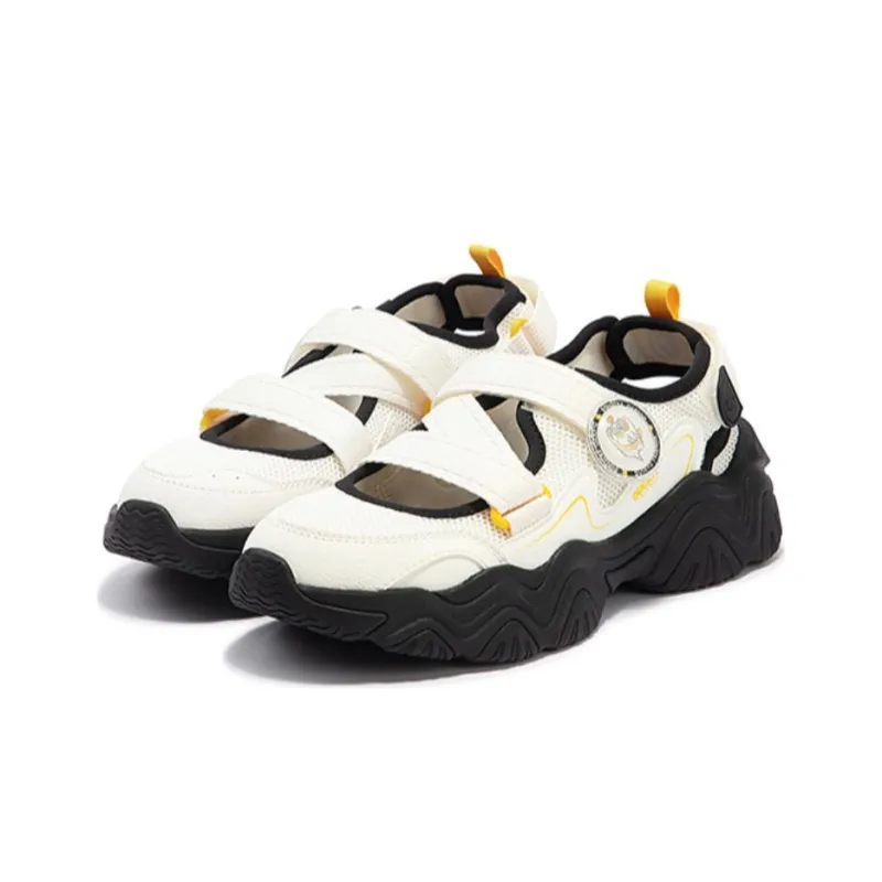 ZHENNAIYA x 361° Slip Resistant Low Top Casual Shoes Women's White Black-1
