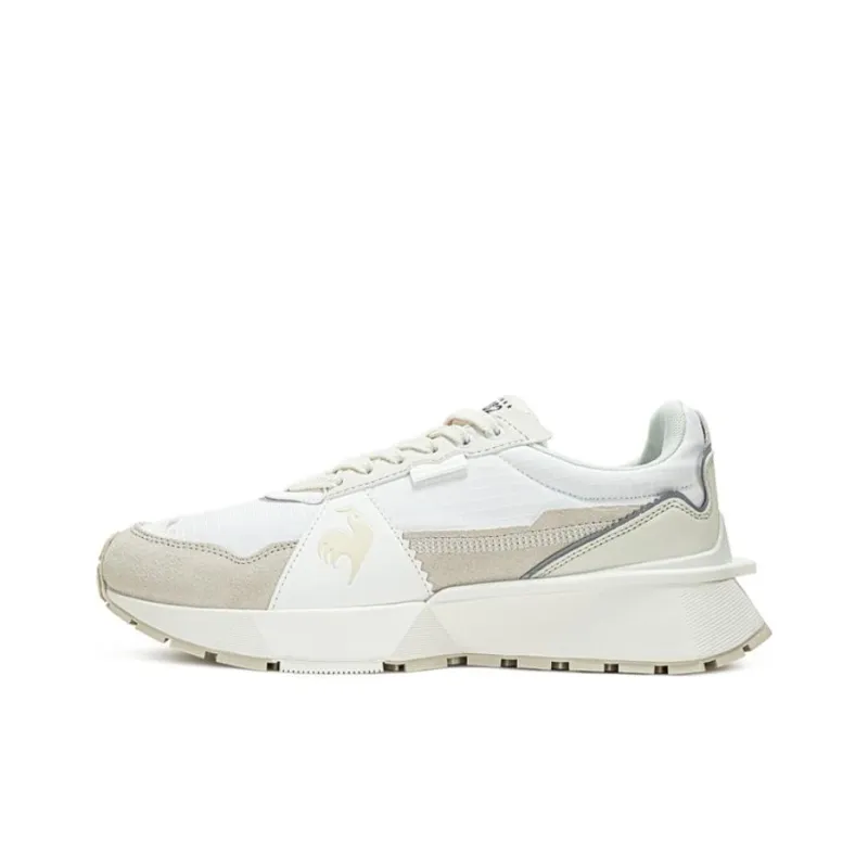 Le Coq Sportif Shock Absorbers With Slip Resistant Features Low Top Casual Shoes Unisex Ecru-0