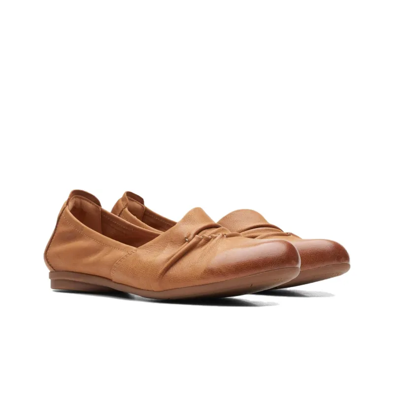 Clarks Rena Way Casual Single Shoes 1.5cm Women's Tan-2