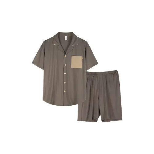 Xuan Liang Men Pajama Sets