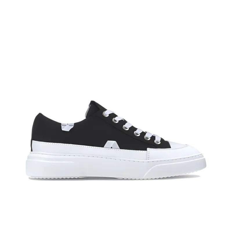 Inuikii Le Low-Top Canvas Shoes Men's Black-1