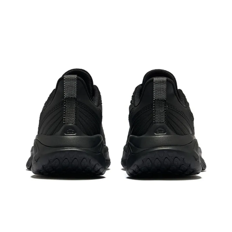 Erke Cushioned Wear Resistant Breathable Low Top Running Shoes Men's Jet Black-3