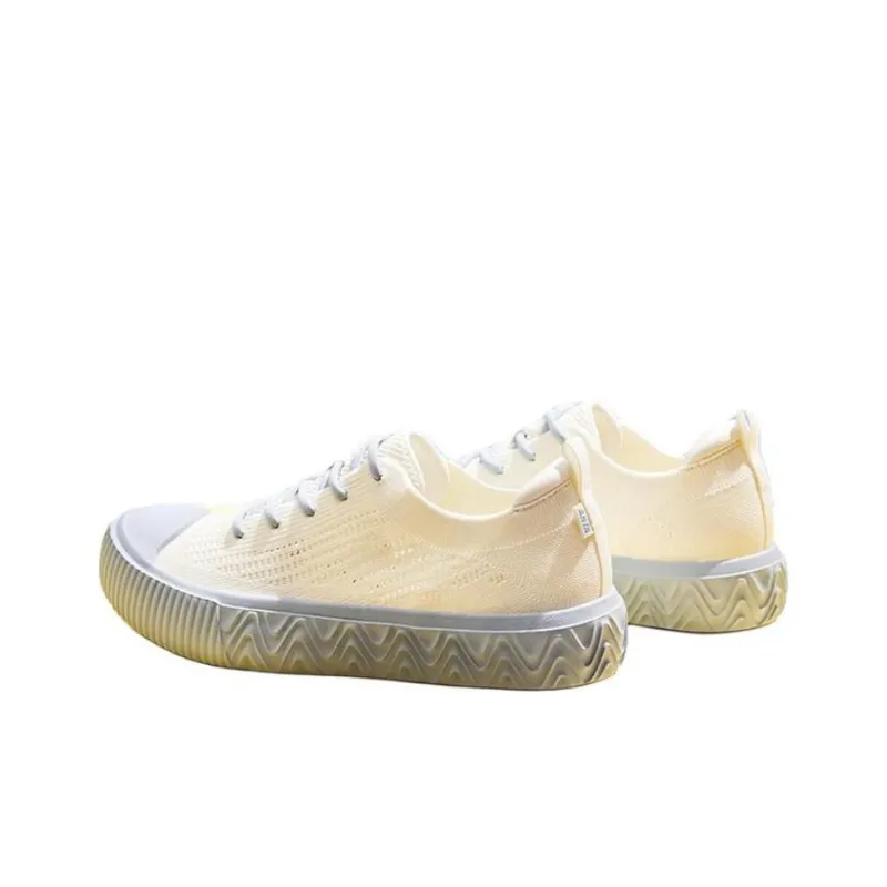 Anta Flyknit Durable Breathable Low Top Skateboard Shoes Women's White Blue-2