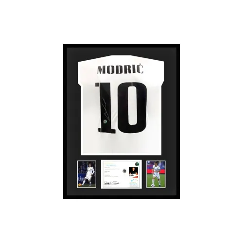 Three For Luka Modrić Autographed Signature Real Madrid 2022 23 Season Jersey EM Certificate Deluxe Framed