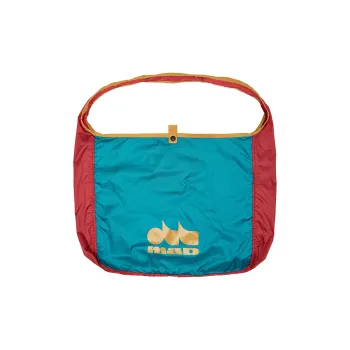 The MAD HATcher Shoulder Bags