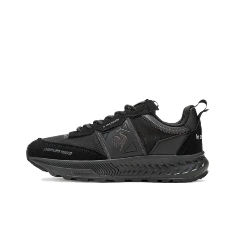 Le Coq Sportif Cushioning Slip Resistant Lightweight Rebound Low Top Casual Shoes Unisex Black-0