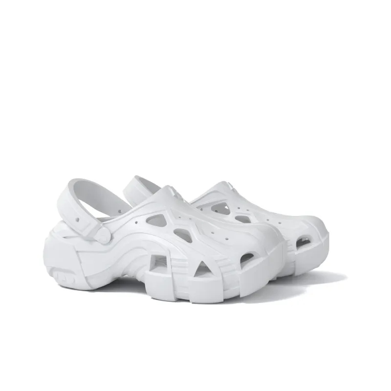 MAISON MISFIT 15 Gold Mask Clogs Unisex Shell White-1