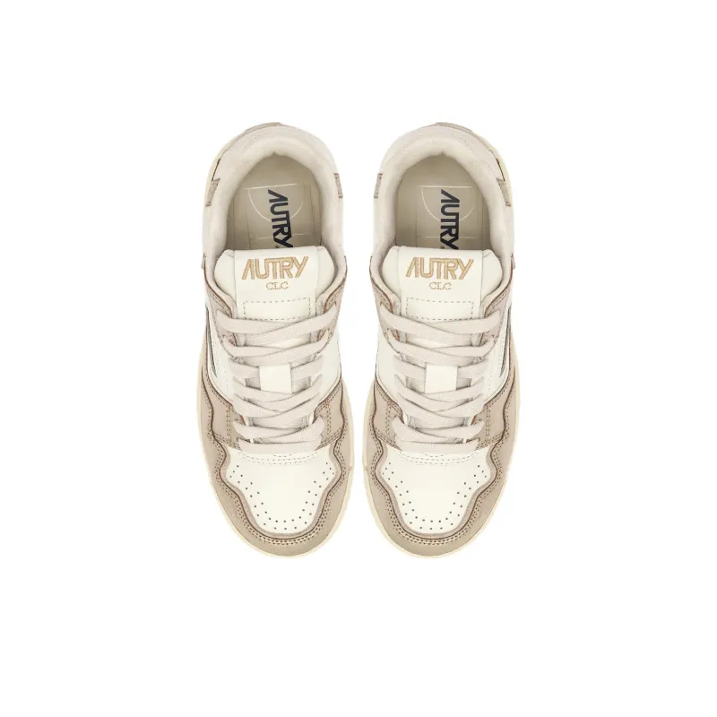 AUTRY Low Top Skateboard Shoes Women's Platinum-3