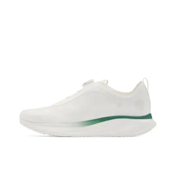 DESCENTE RUNNING Slip Resistant And Breathable Running Shoes Men's White