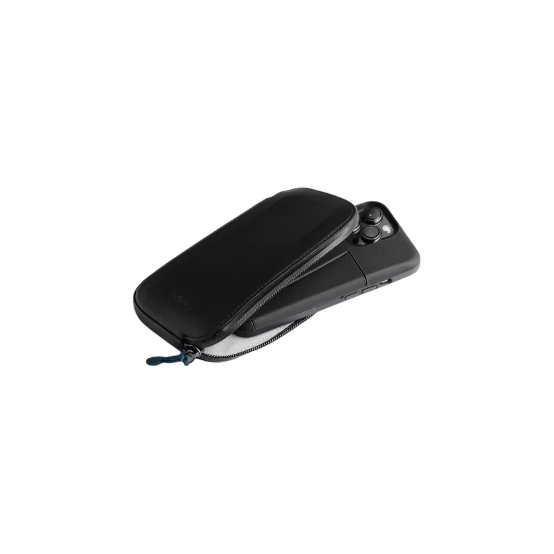 BELLROY Leather Clutch Men's Black-2