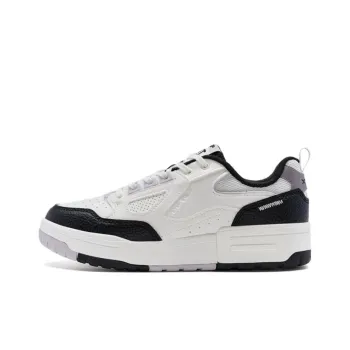 XTEP New Dawn Collection Slip Resistant Low Top Skateboard Shoes Women's White Black