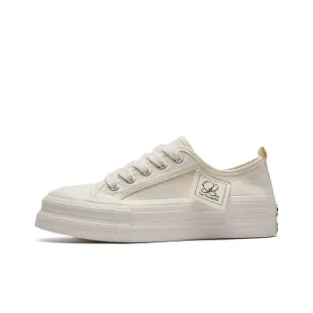 La Chapelle Lightweight And Breathable Low-Top Canvas Shoes Women's