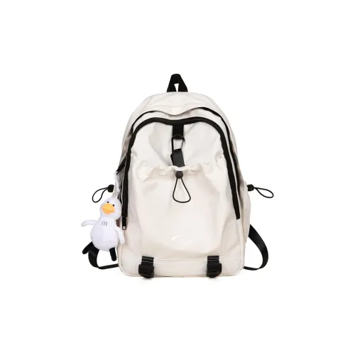 Meow in the grass Backpacks