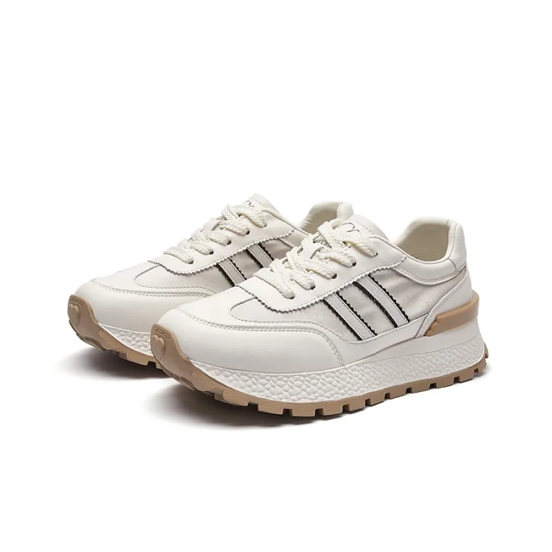 La Chapelle Breathable And Slip Resistant Low Top Casual Shoes Women's-1