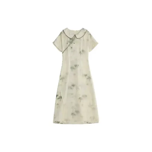 Udon House Short-Sleeved Dresses Women's Light Green