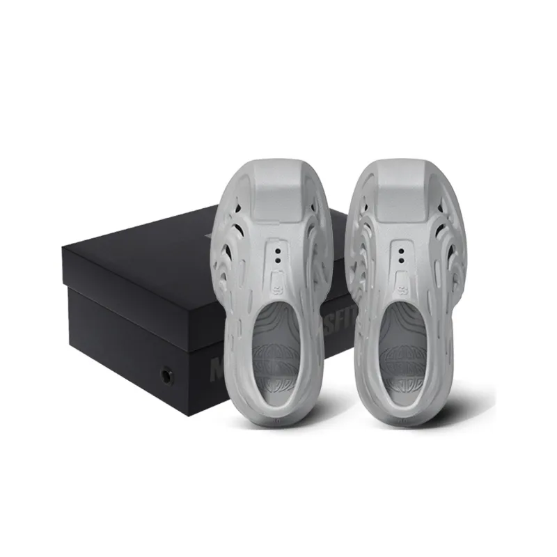 MAISON MISFIT 15 Gourmand Clogs Men's Small Silver Gray-5
