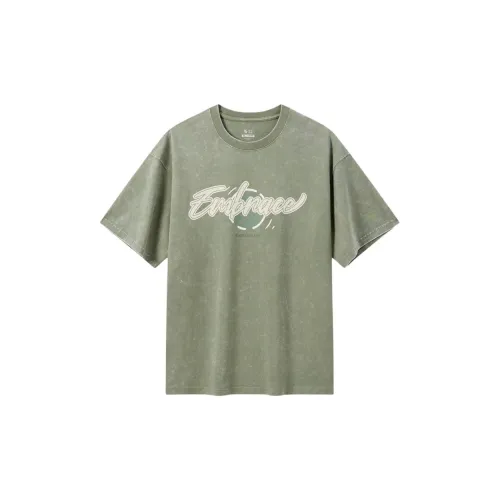 XTEP T-Shirts Men Gray Pea Green