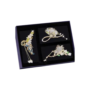 Enchanting Cat Claw Clip Women's