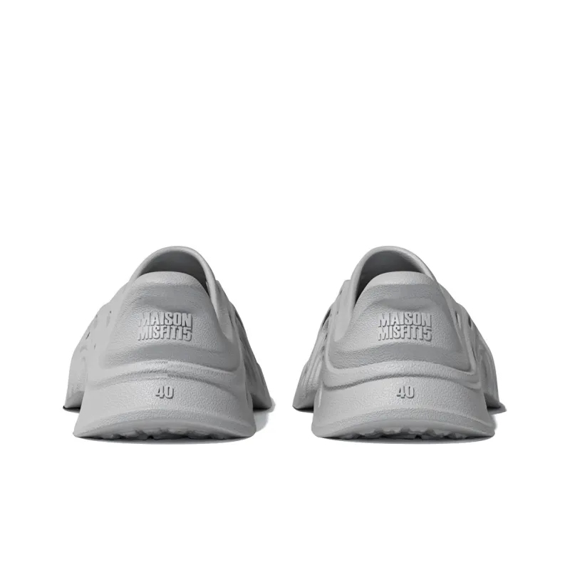 MAISON MISFIT 15 Gourmand Clogs Men's Small Silver Gray-3