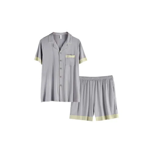 Xuan Liang Men Pajama Sets