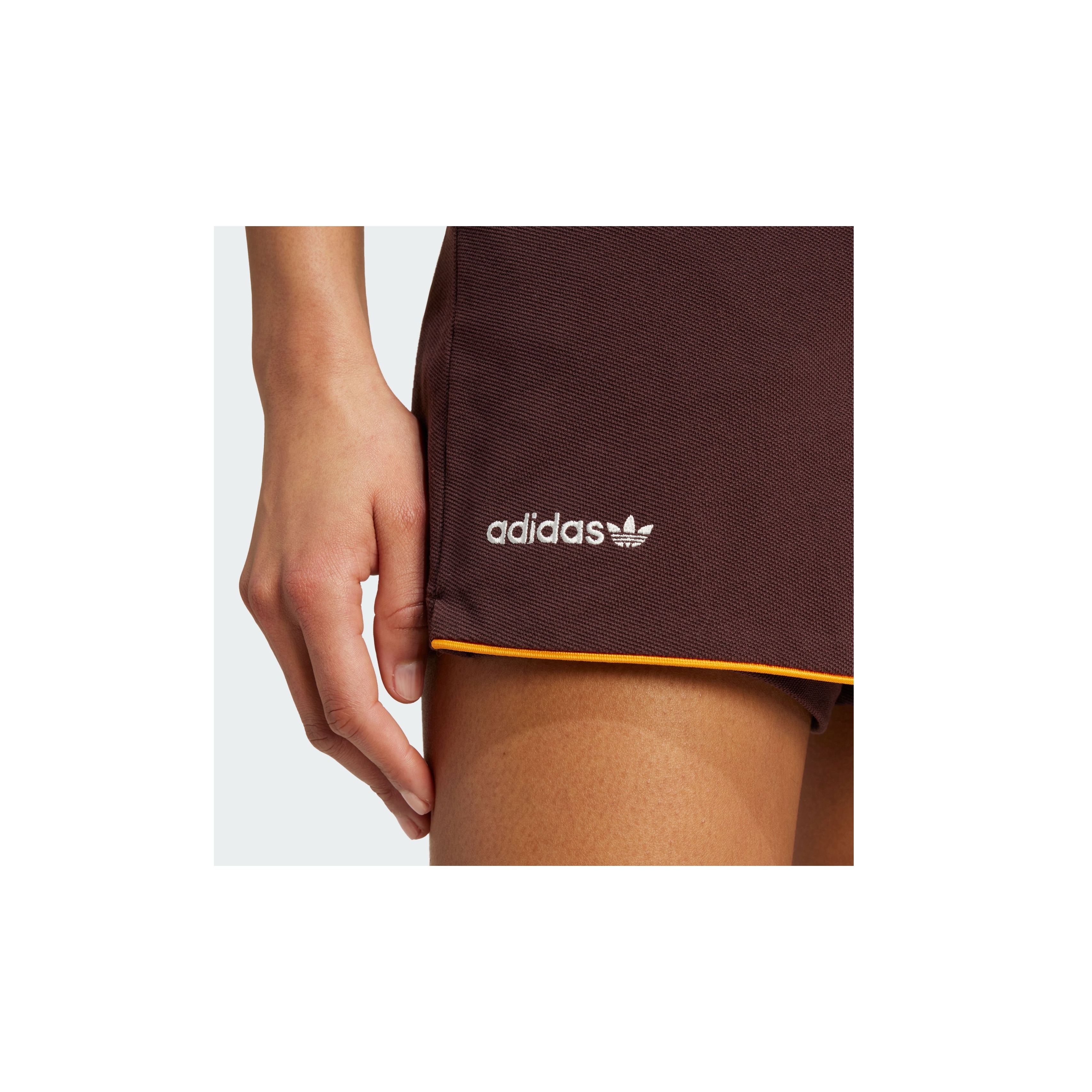 【adidas】W SKIRT(70s SPORTS) SHADOWBROWN 国内発送 adidas】W SKIRT(70s SPORTS) SHADOWBROWN 国内発送 (adidas