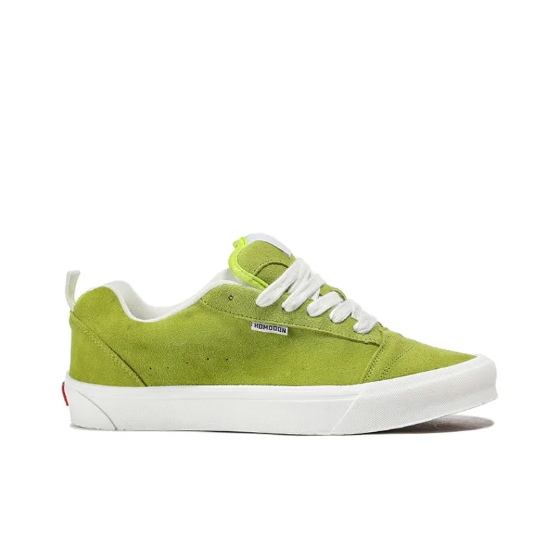 HOMDOON Slip Resistant Coverage Low Top Skateboard Shoes Unisex Apple Green-1