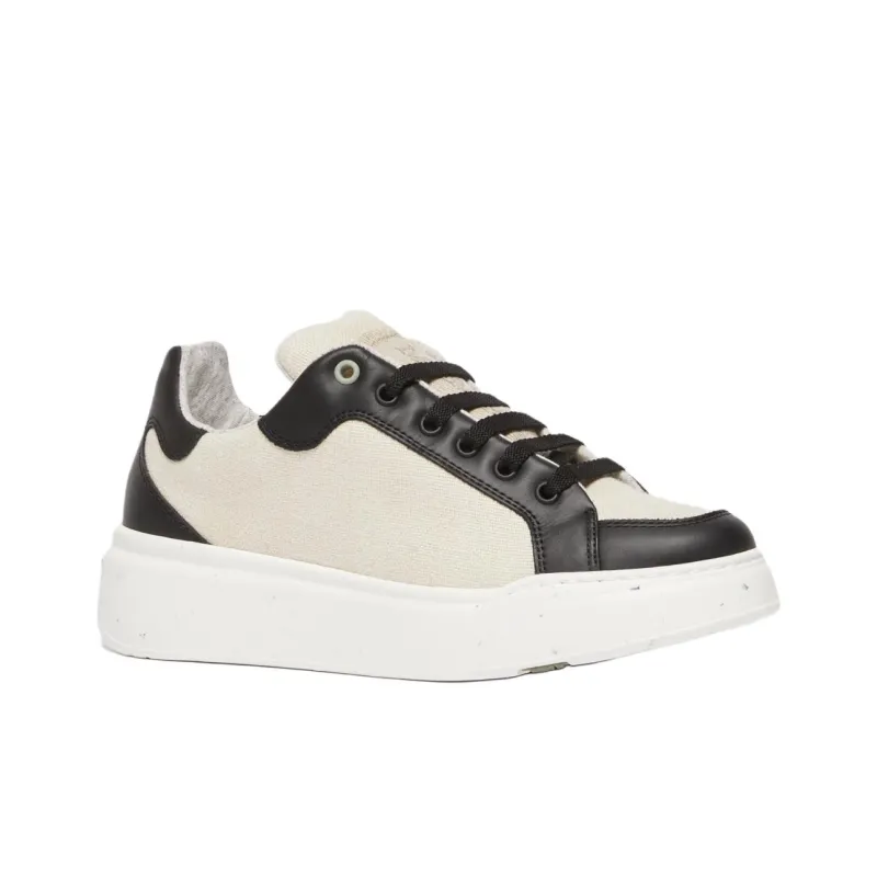 MaxMara Low-Top Skateboard Shoes Women's Black-3