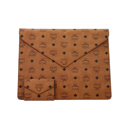 MCM Essential Visetos Origina Clutches