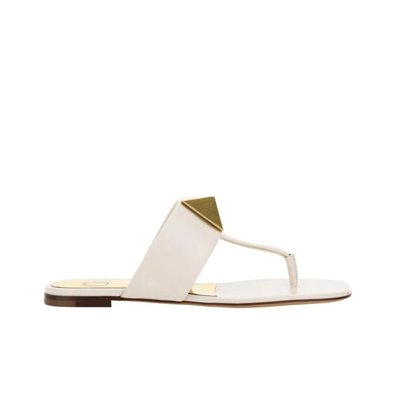 Valentino Garavani Plaque Detailing Flat Sandals-1