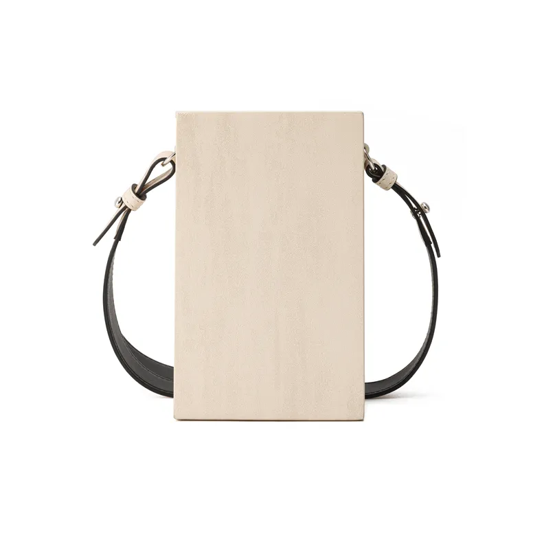 FENDI Calfskin Box Bag Cell Phone Pouch Shoulder Bag Crossbody Bag Unisex White-5