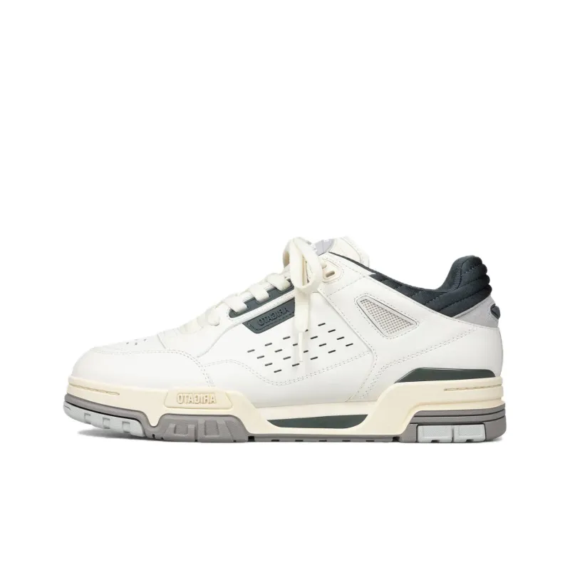 Axel Arigato Panelled Low top Sneakers-3