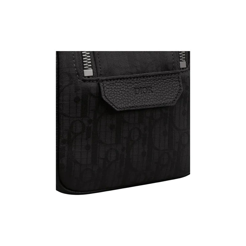 DIOR Recycled Nylon Handheld Toiletry Bag Men's Black-4