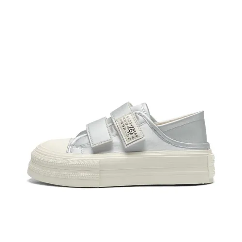 FOREVER 21 Skateboard Shoes Women's Low-Top Silver/Pink