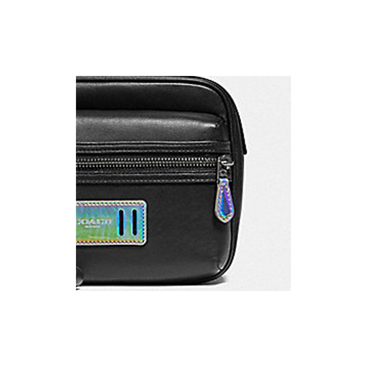 COACH TERRAIN ボディバッグ ベージュ/ブラック 中古・古着通販】COACH (コーチ) レガシー ターンロック レザー