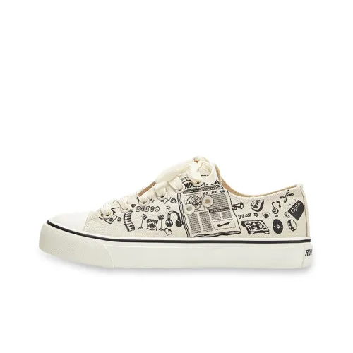 RUN MANNER Anti Slip Wear Resistant Low Top Canvas Shoes Women's Beige