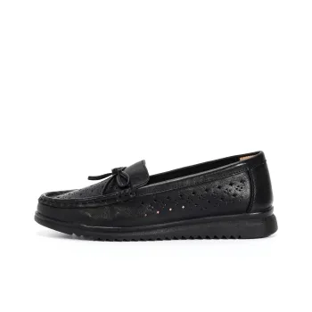 AOKANG Breathable Flat Slip on Unlined Shoes Loafers Women's Black