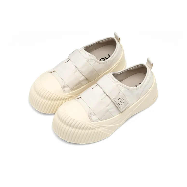 Honey GIRL Low Top Skateboard Shoes Women's-3