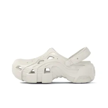 MAISON MISFIT 15 Gold Mask Clogs Unisex Dune Beige