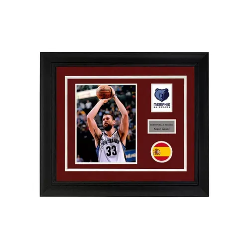 Yi Shot Photo Memphis Grizzlies Included SA Certificate Framed And Collectible