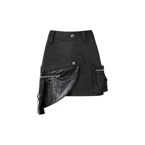 The Last Redemption Cargo Short Skirts Women's Black