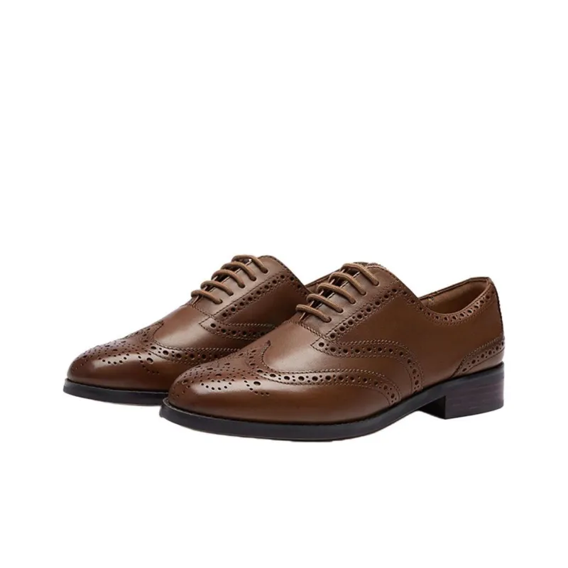 Clarks Dress Shoes Women's Low Top Tan-2