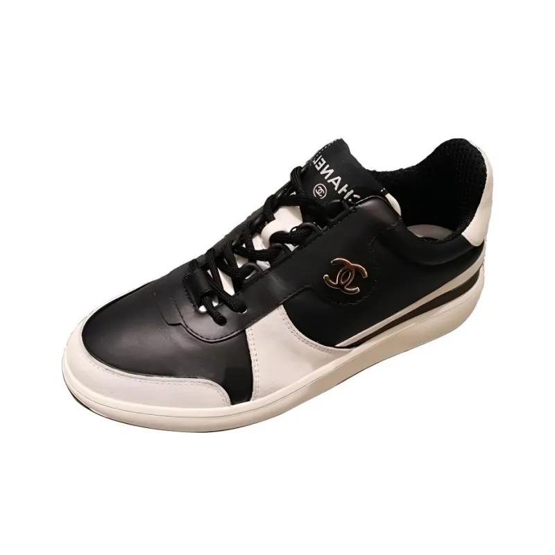 CHANEL Wear Resistant Low Top Skateboard Shoes Women's Black White-0