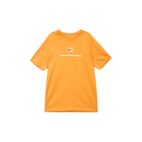 Nike T-Shirts Men Light Curry Yellow